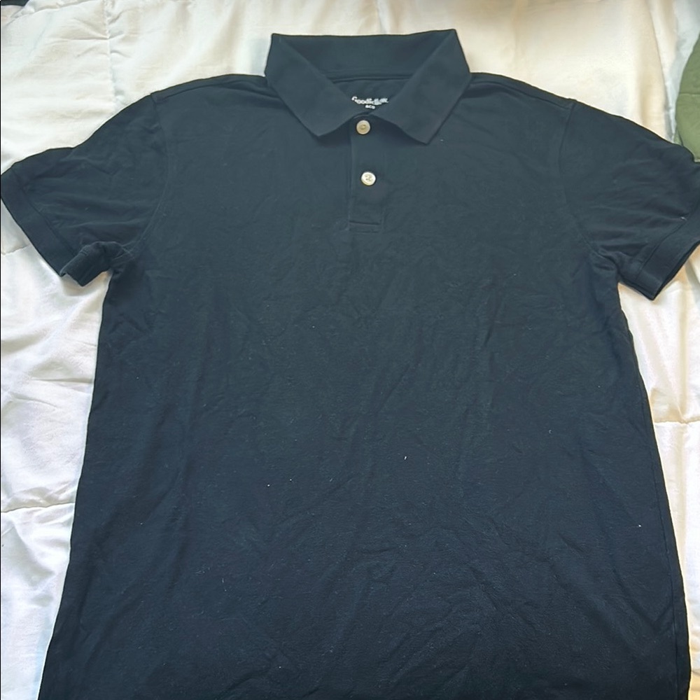Men’s black t shirt polo button